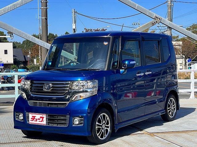 Honda N-BOX PLUS CUSTOM 2013 — фото автомобиля