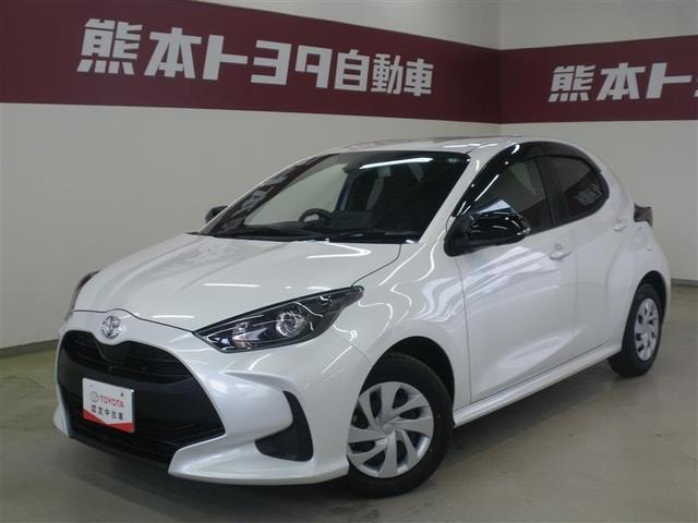 Toyota YARIS 2023 — фото автомобиля