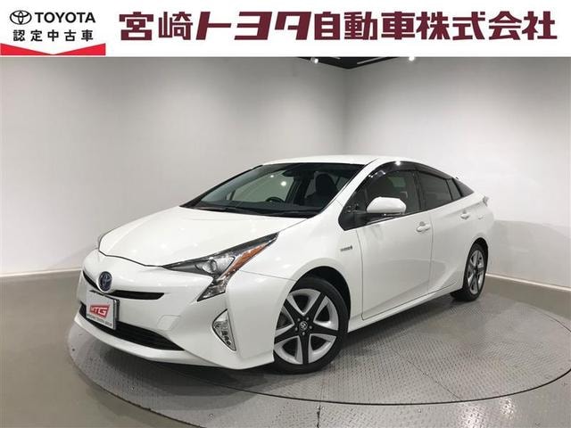 Toyota PRIUS 2016 — фото автомобиля 1