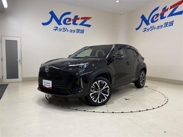 Toyota YARIS CROSS 2023 — фото автомобиля