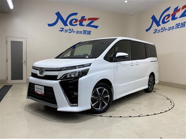 Toyota VOXY 2017 — фото автомобиля 1