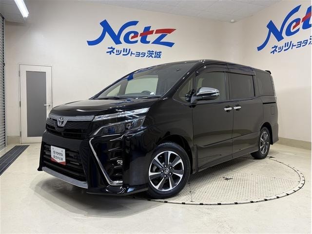 Toyota VOXY 2021 — фото автомобиля 1