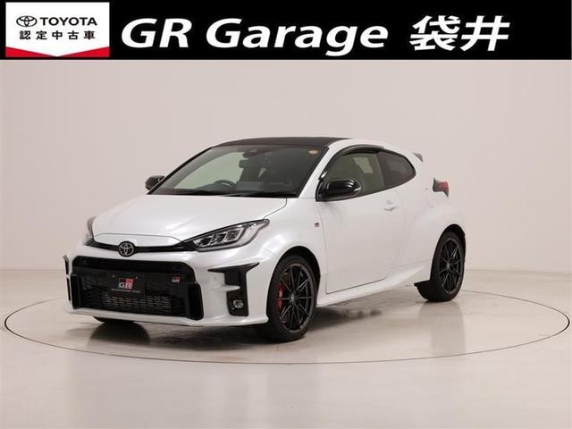 Toyota GR YARIS 2021 — фото автомобиля