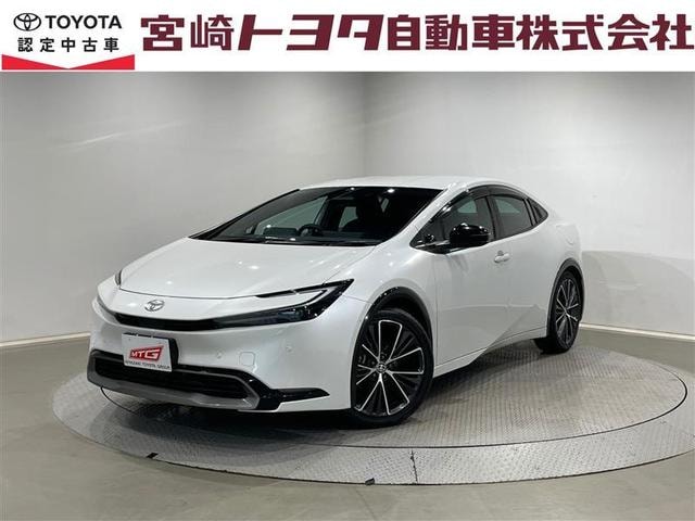 Toyota PRIUS 2023 — фото автомобиля 1