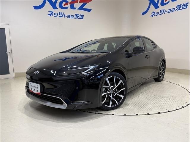 Toyota PRIUS 2023 — фото автомобиля 1