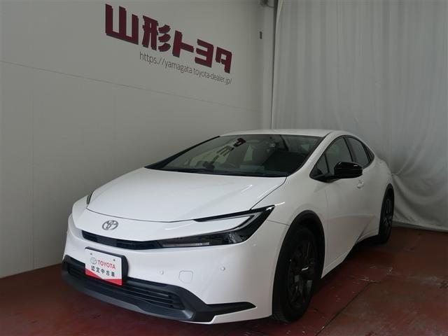 Toyota PRIUS 2023 — фото автомобиля 1