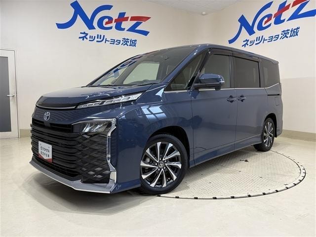 Toyota VOXY 2023 — фото автомобиля