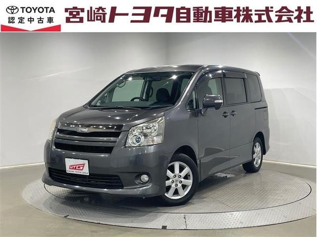 Toyota NOAH 2009 — фото автомобиля