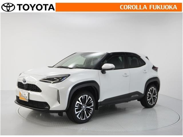 Toyota YARIS CROSS 2023 — фото автомобиля