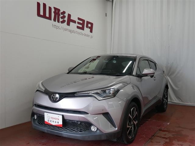 Toyota C-HR 2017 — фото автомобиля 1