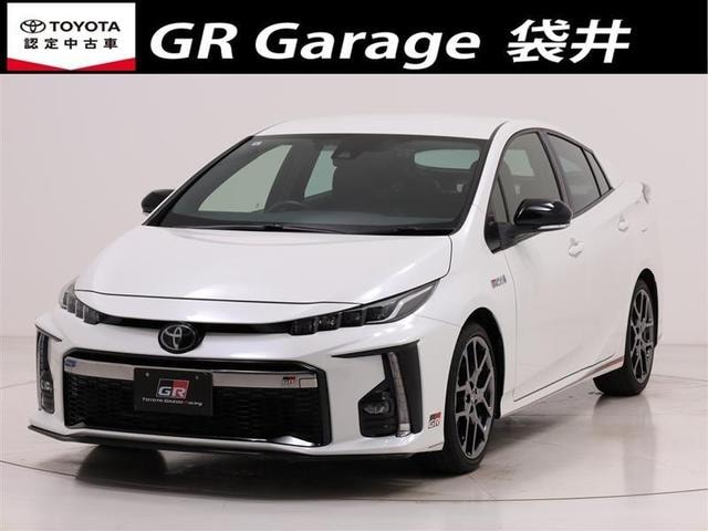 Toyota PRIUS PHV 2019 — фото автомобиля