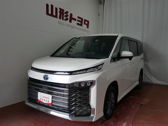 Toyota VOXY 2023 — фото автомобиля 1