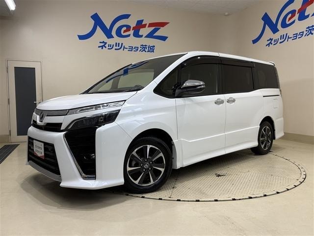 Toyota VOXY 2019 — фото автомобиля