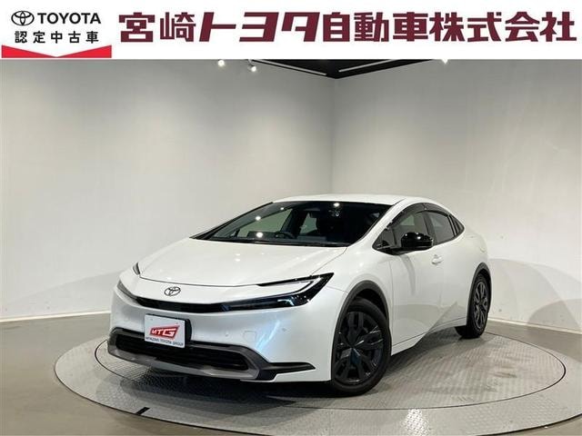 Toyota PRIUS 2023 — фото автомобиля 1