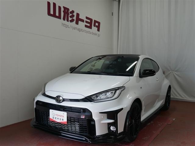 Toyota GR YARIS 2022 — фото автомобиля