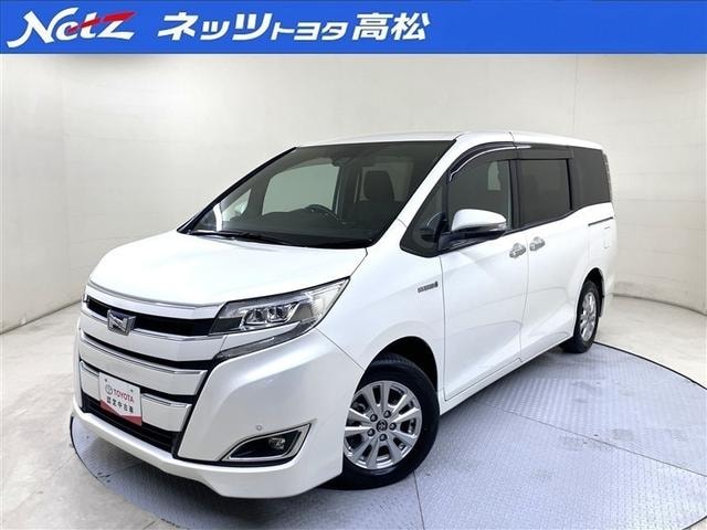 Toyota NOAH 2017 — фото автомобиля 1