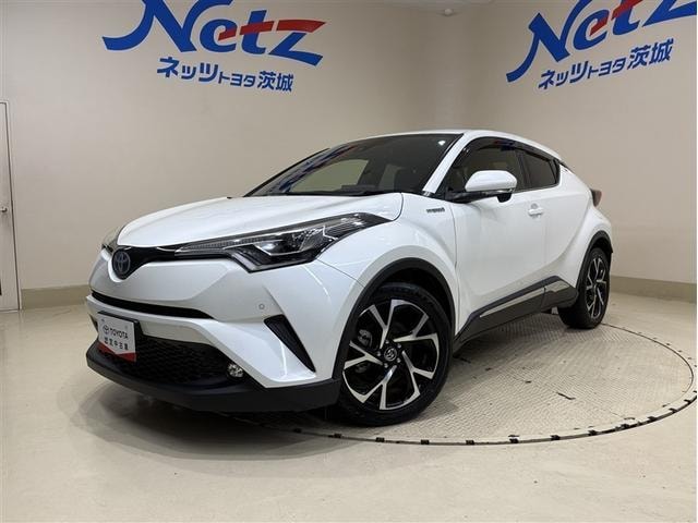 Toyota C-HR 2018 — фото автомобиля
