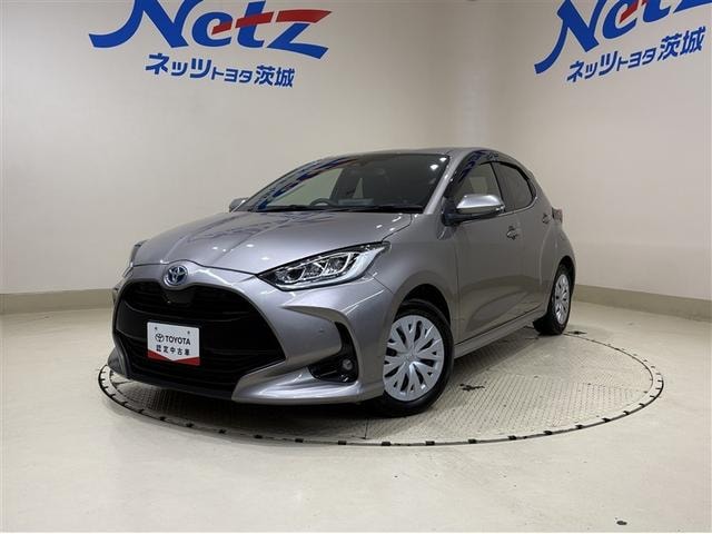 Toyota YARIS 2023 — фото автомобиля 1