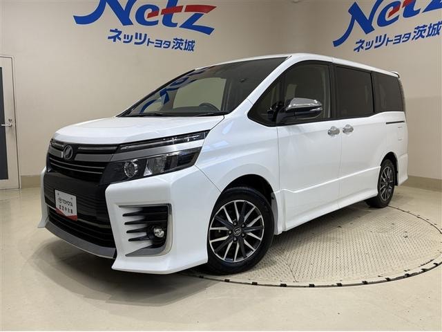 Toyota VOXY 2017 — фото автомобиля 1