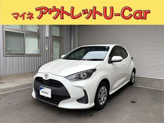 Toyota YARIS 2021 — фото автомобиля