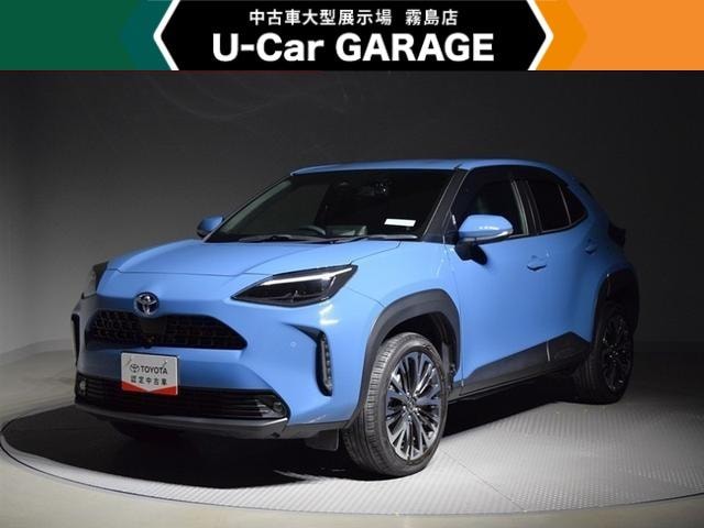 Toyota YARIS CROSS 2023 — фото автомобиля