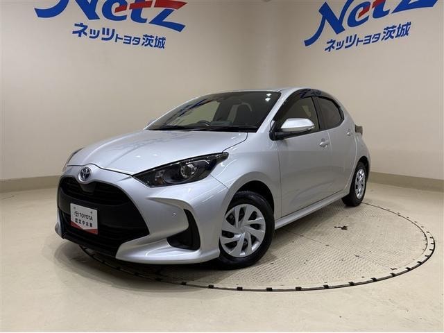 Toyota YARIS 2022 — фото автомобиля 1