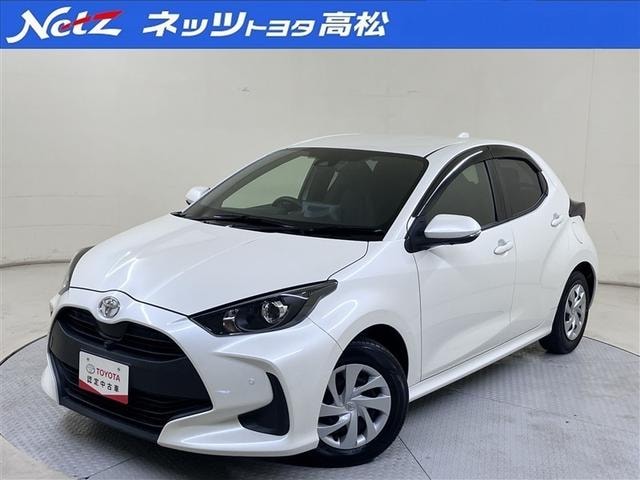 Toyota YARIS 2022 — фото автомобиля 1
