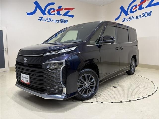 Toyota VOXY 2022 — фото автомобиля 1
