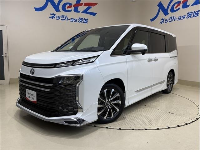 Toyota VOXY 2023 — фото автомобиля 1