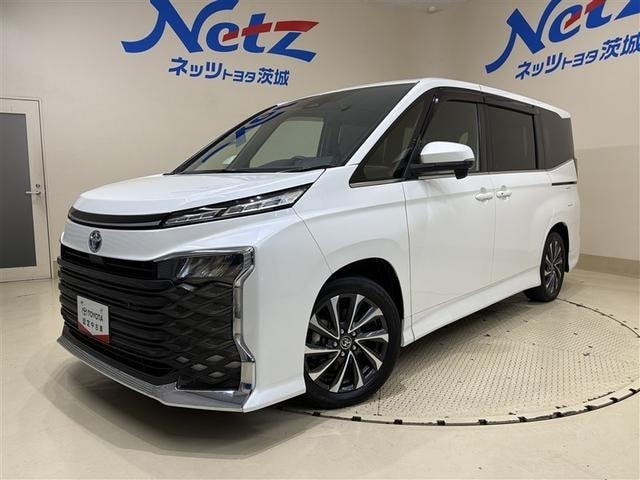Toyota VOXY 2023 — фото автомобиля