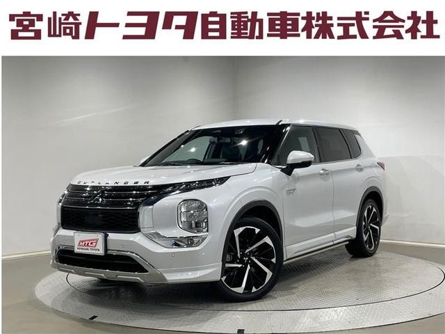 Mitsubishi OUTLANDER PHEV 2022 — фото автомобиля 1