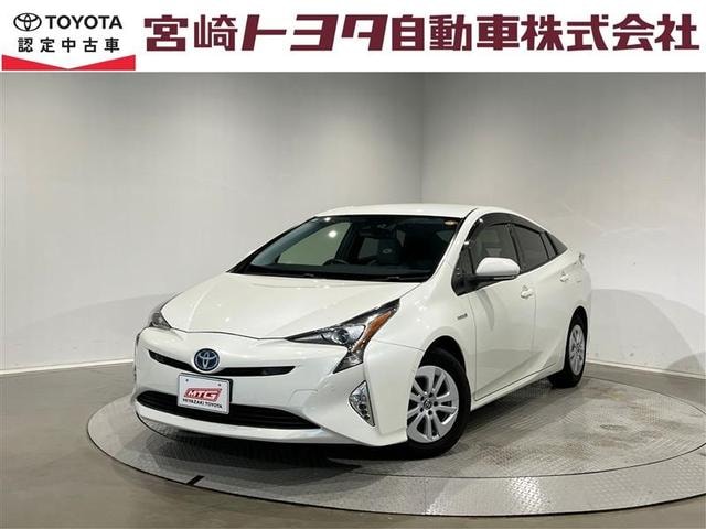 Toyota PRIUS 2016 — фото автомобиля 1
