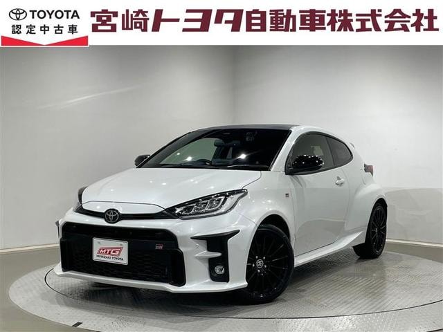 Toyota GR YARIS 2021 — фото автомобиля