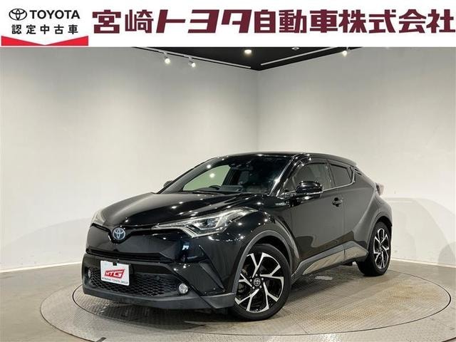 Toyota C-HR 2017 — фото автомобиля 1