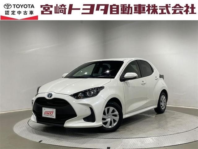 Toyota YARIS 2021 — фото автомобиля 1