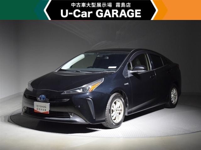 Toyota PRIUS 2019 — фото автомобиля