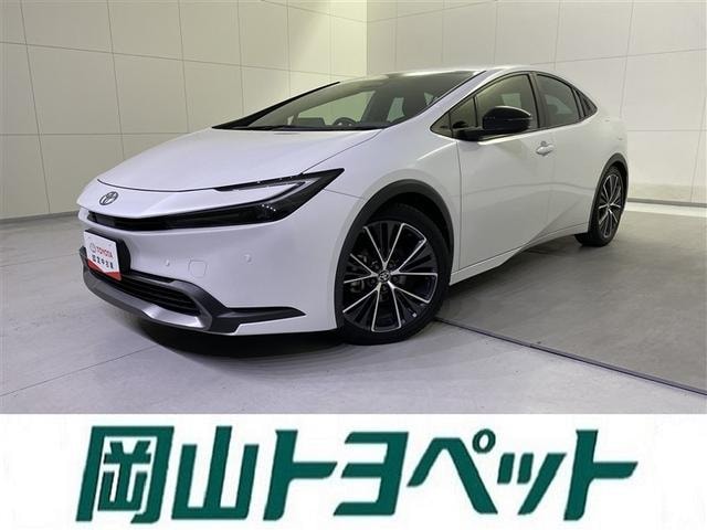 Toyota PRIUS 2023 — фото автомобиля