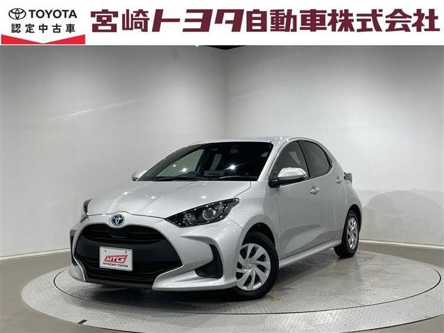 Toyota YARIS 2021 — фото автомобиля