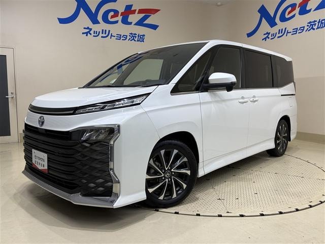 Toyota VOXY 2022 — фото автомобиля