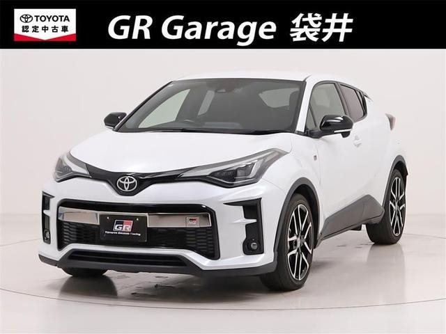 Toyota C-HR 2022 — фото автомобиля