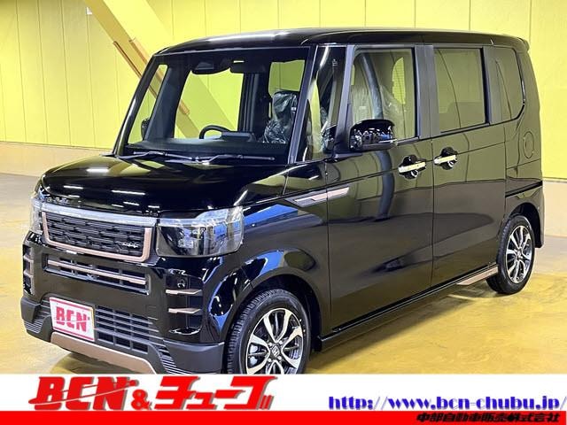 Honda N-BOX CUSTOM 2025 — фото автомобиля 1