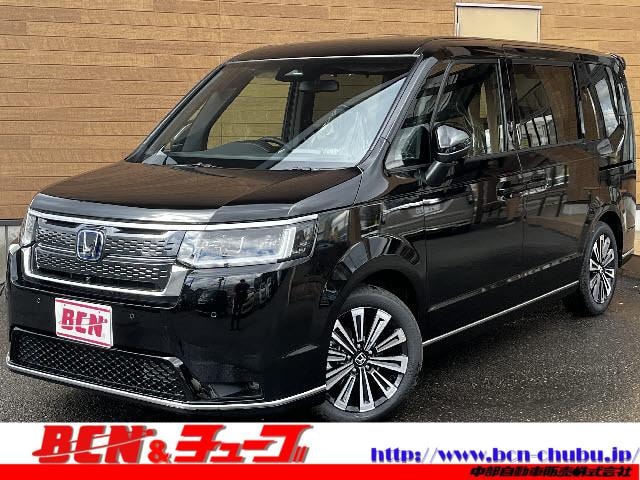 Honda STEPWAGON 2026 — фото автомобиля 1