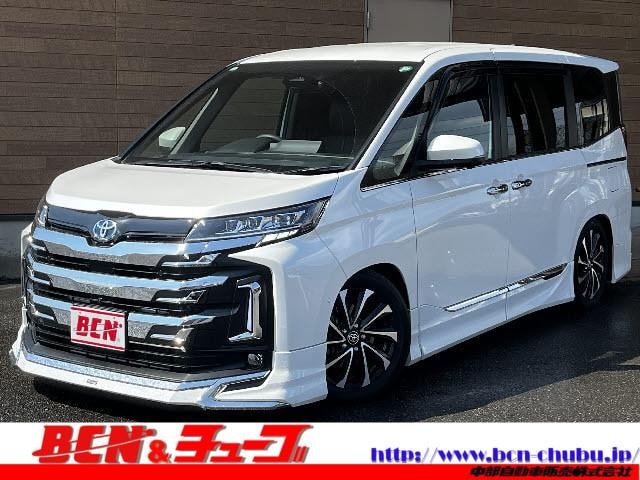 Toyota NOAH 2024 — фото автомобиля 1