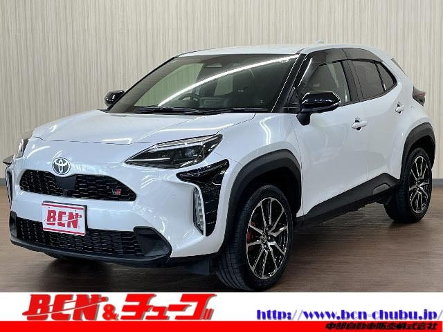 Toyota YARIS CROSS 2024 — фото автомобиля