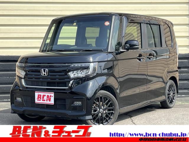 Honda N-BOX CUSTOM 2023 — фото автомобиля 1