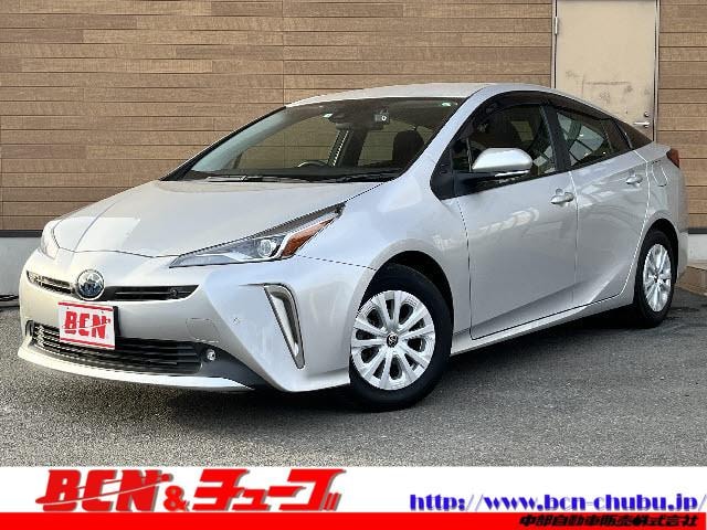 Toyota PRIUS 2022 — фото автомобиля 1