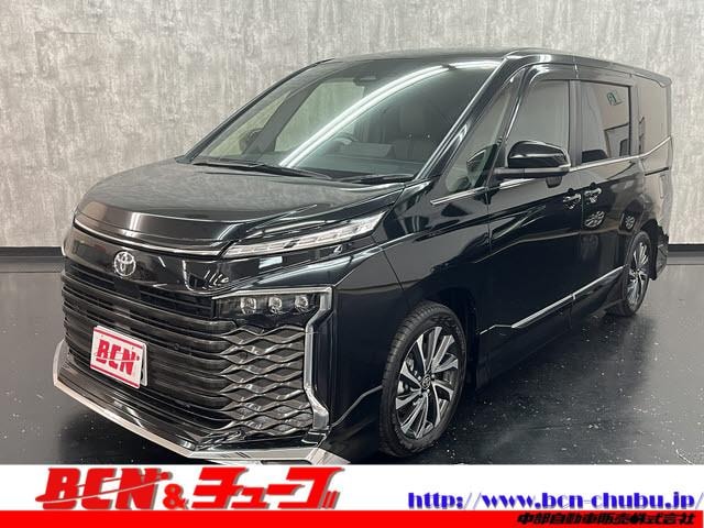 Toyota VOXY 2025 — фото автомобиля 1