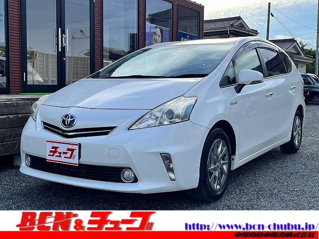 Toyota PRIUS ALPHA 2014 — фото автомобиля 1