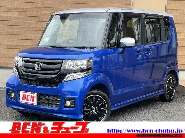 Honda N-BOX CUSTOM 2015 — фото автомобиля 1