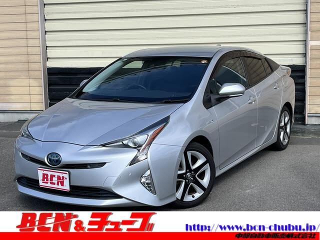 Toyota PRIUS 2016 — фото автомобиля 1